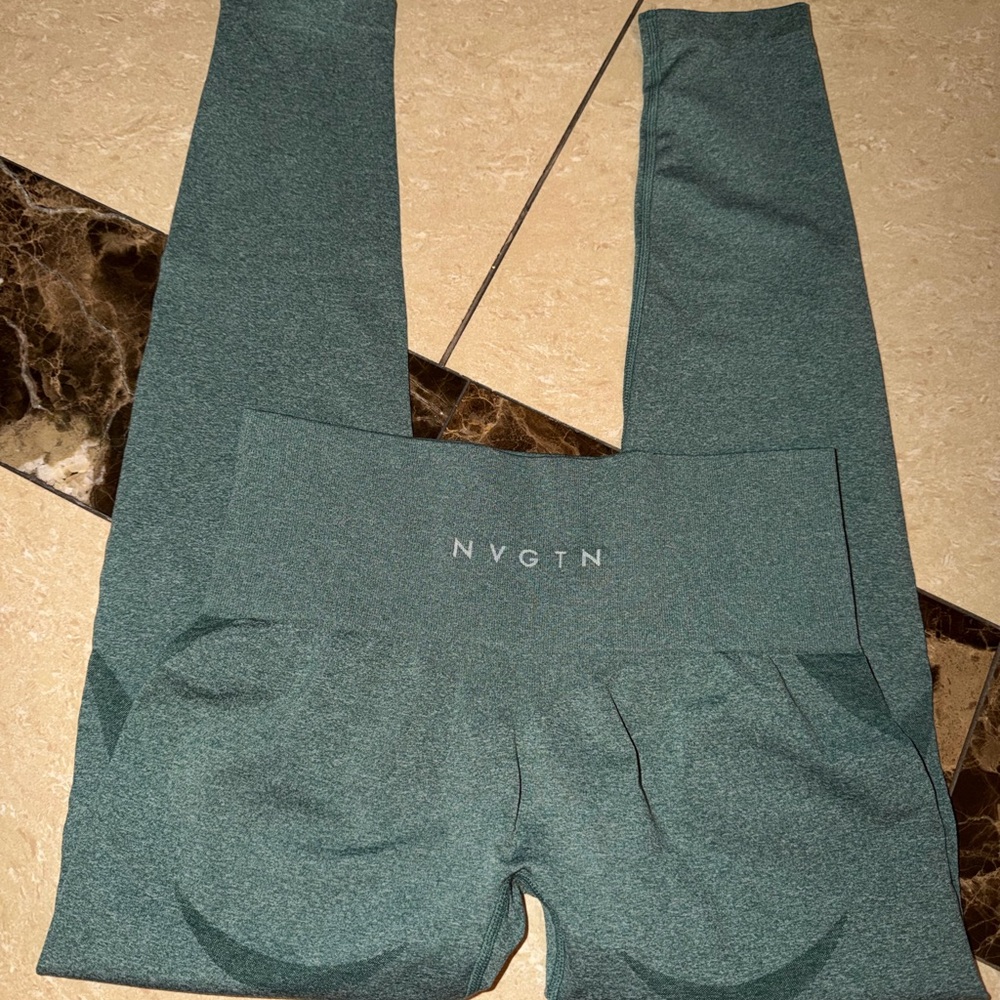 NVGTN seamless contour legging